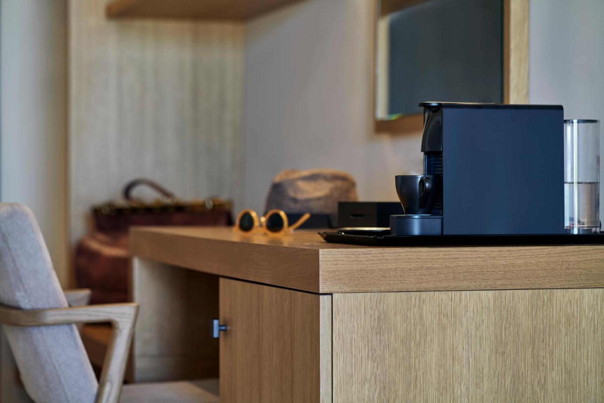 Celestial All Suites Afrato Pokój zdjęcie